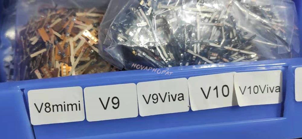 Zte blade v8 mini z981, z982,  - Vivo V40 のレビューと価格
